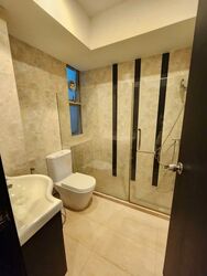 Eastwood Centre (D16), Apartment #588875731